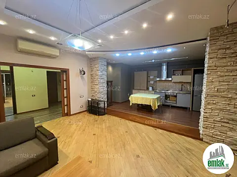 Satılır 3 otaqlı yeni tikili 140 m²