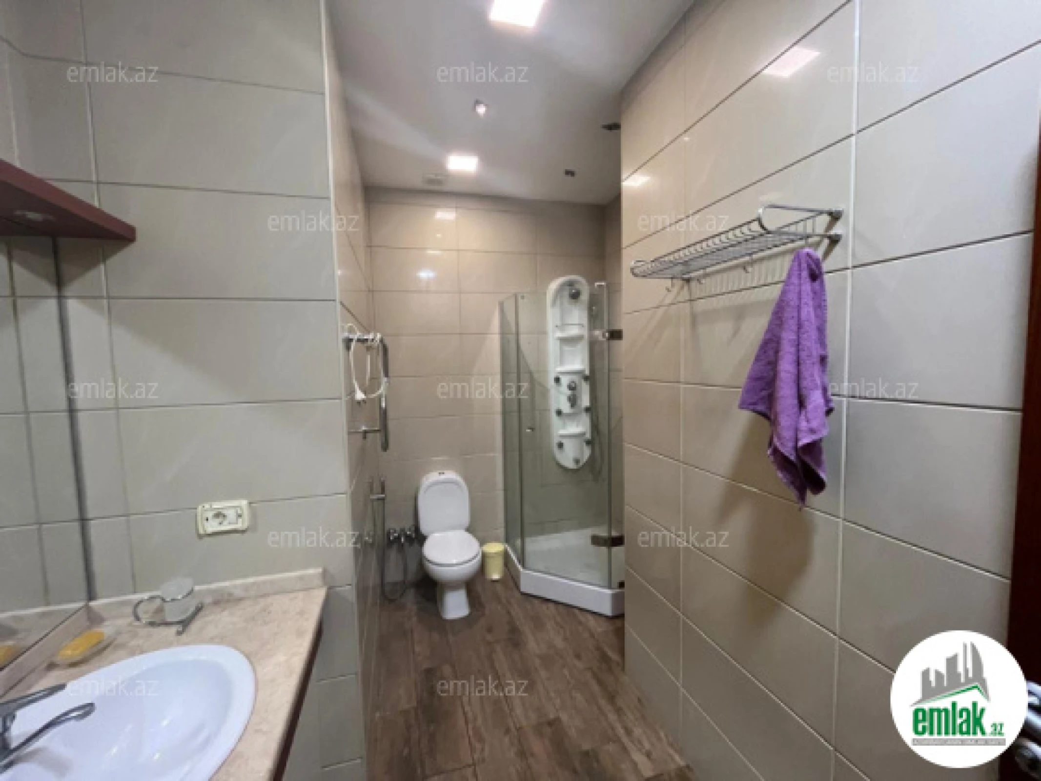 Satılır 3 otaqlı yeni tikili 140 m²