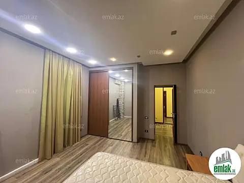Satılır 3 otaqlı yeni tikili 140 m²