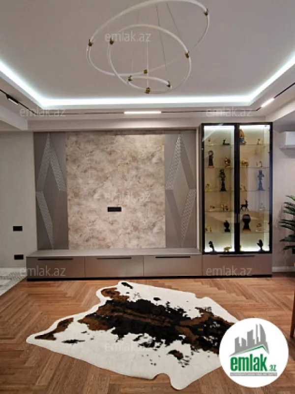 Satılır 3 otaqlı yeni tikili 112 m²