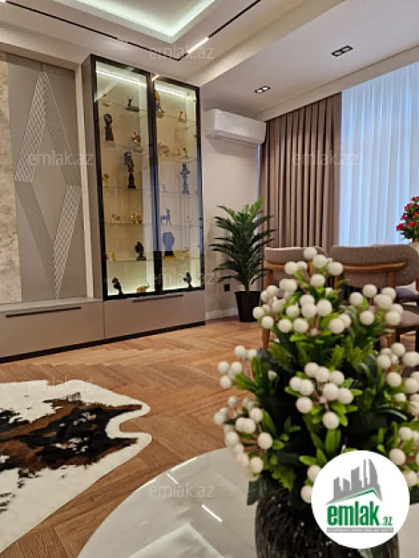 Satılır 3 otaqlı yeni tikili 112 m²