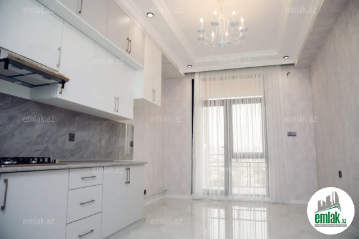 Satılır 4 otaqlı yeni tikili 160 m²