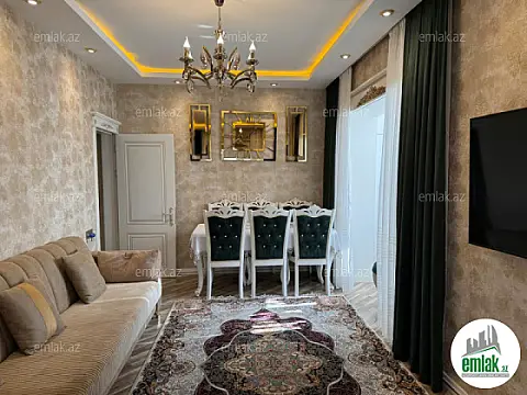 Satılır 2 otaqlı köhnə tikili 65 m²