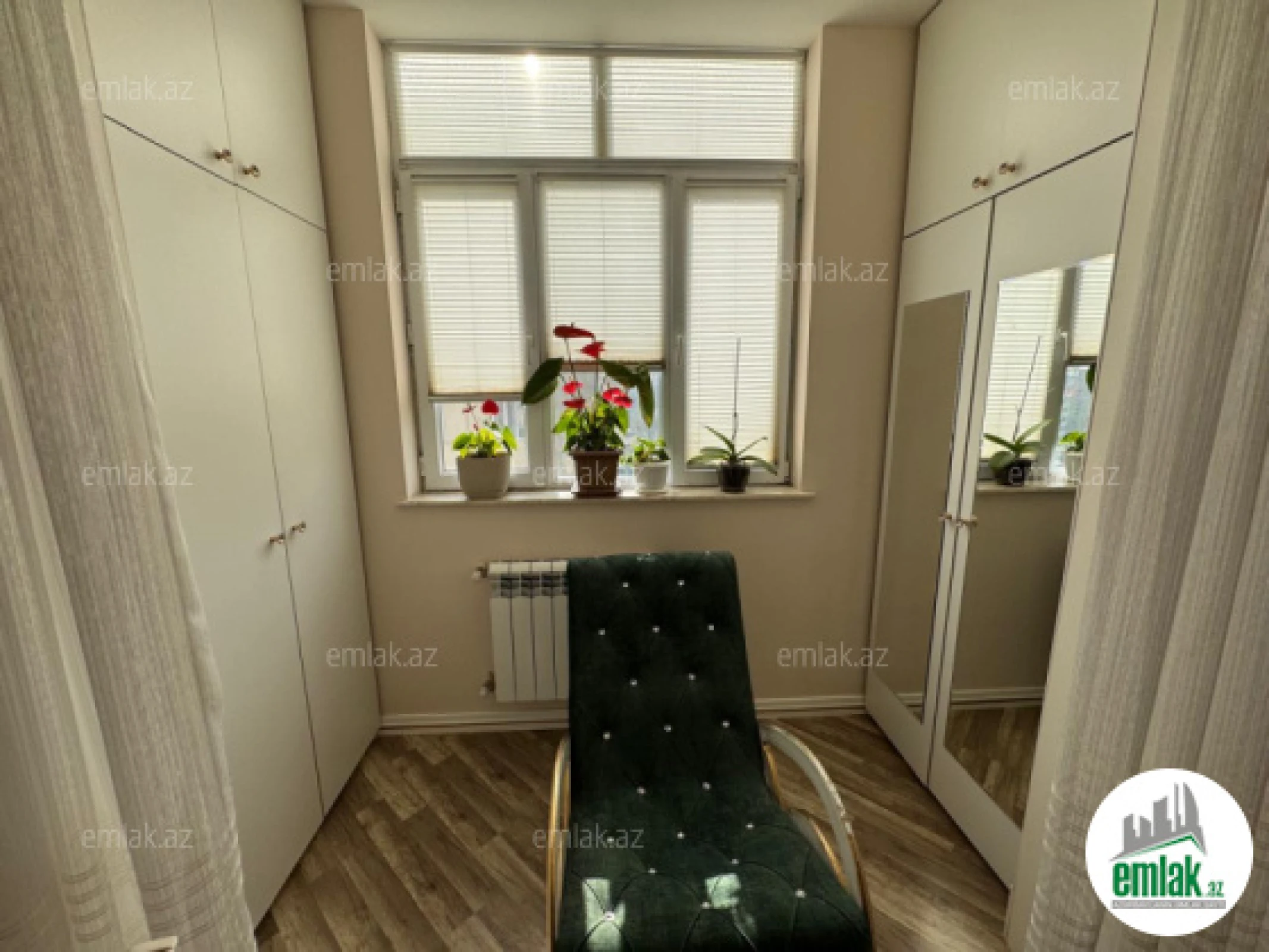 Satılır 2 otaqlı köhnə tikili 65 m²