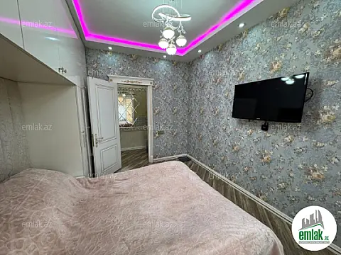 Satılır 2 otaqlı köhnə tikili 65 m²