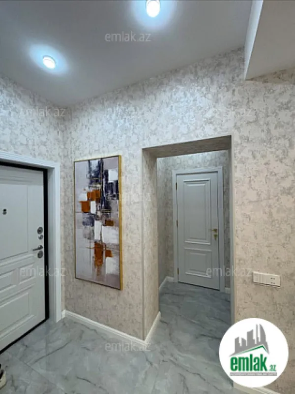 Satılır 3 otaqlı yeni tikili 85 m²