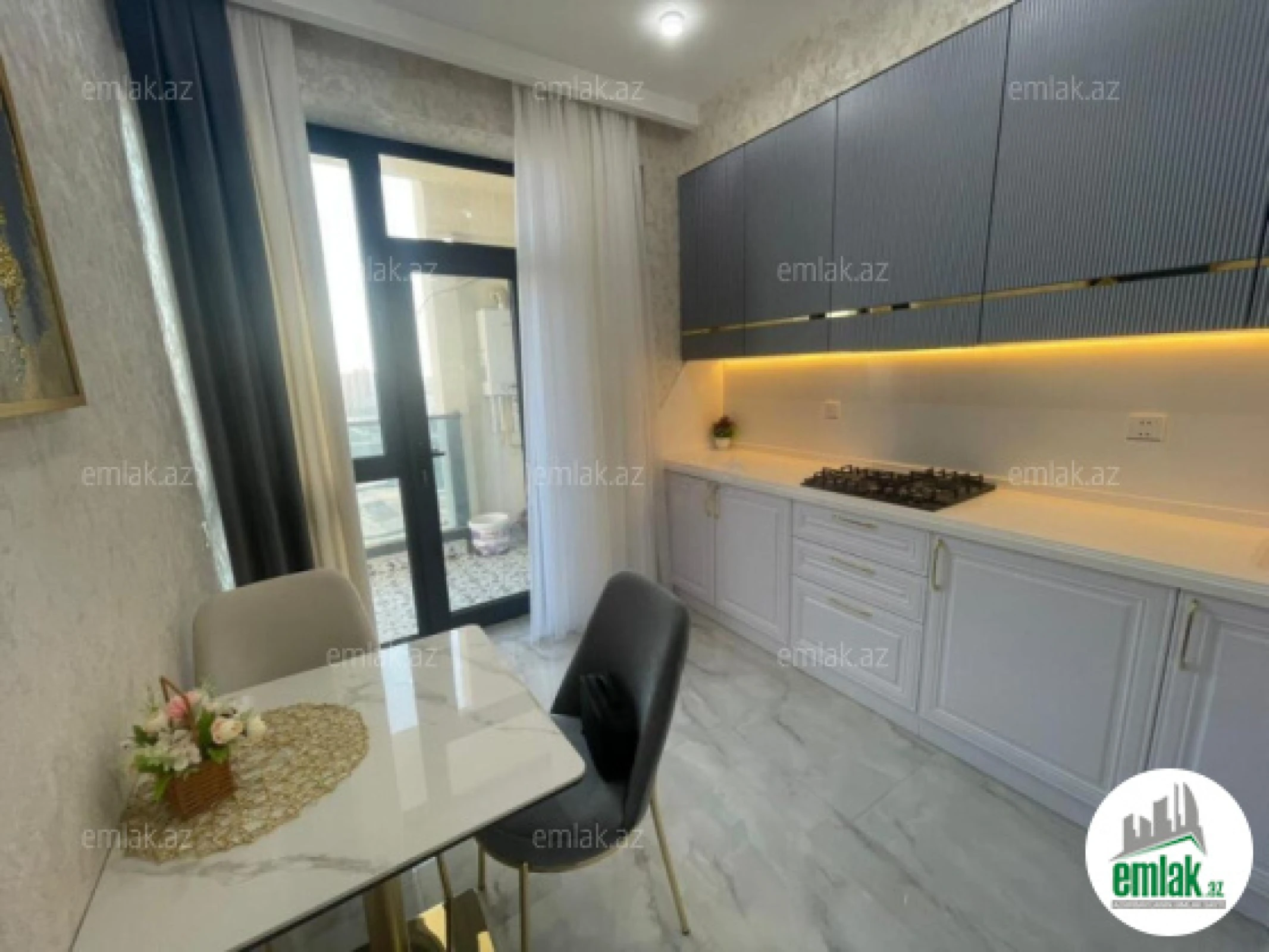 Satılır 3 otaqlı yeni tikili 85 m²