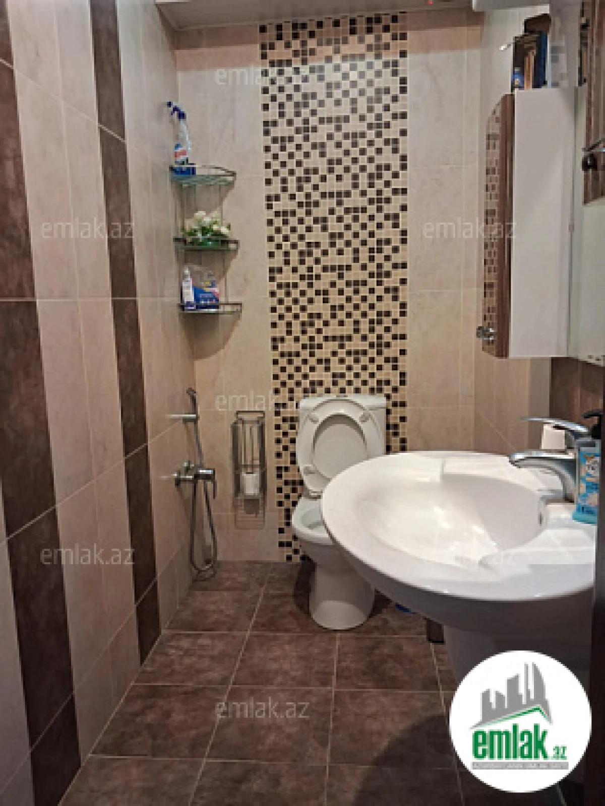 Satılır 3 otaqlı yeni tikili 150 m²