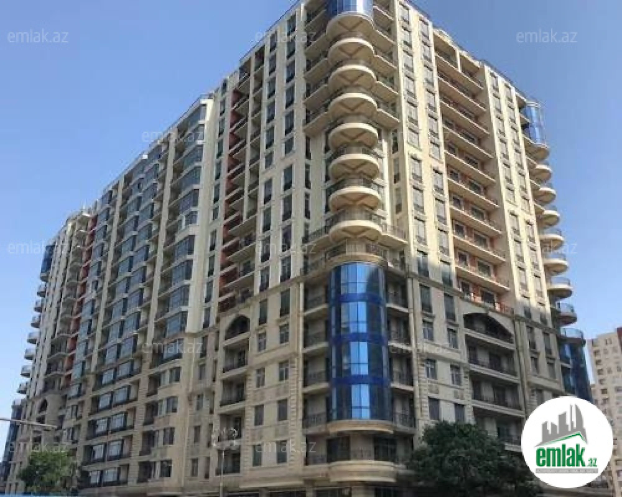 Satılır 3 otaqlı yeni tikili 135 m²