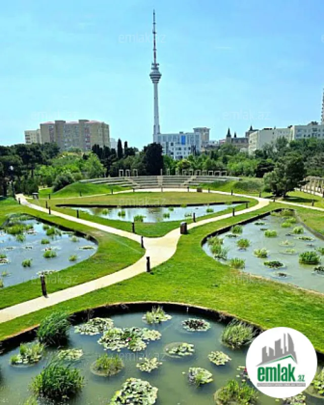 Satılır 3 otaqlı yeni tikili 135 m²