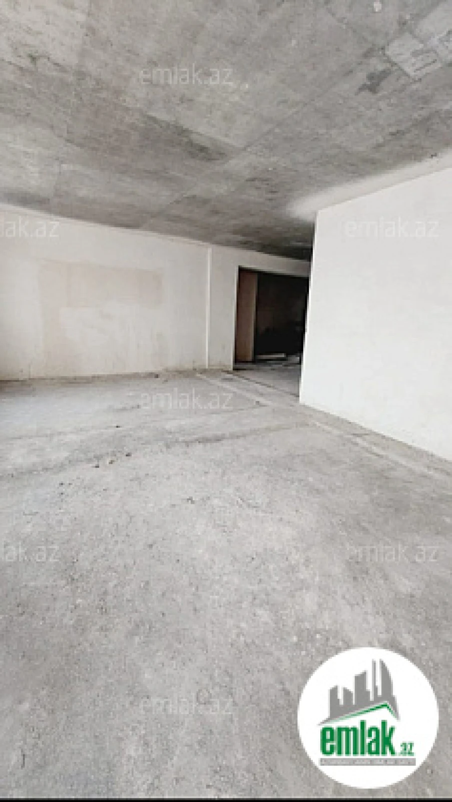 Satılır 4 otaqlı yeni tikili 210 m²