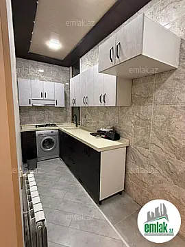 Satılır 3 otaqlı köhnə tikili 88 m²