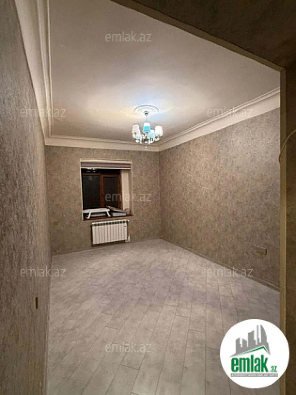 Satılır 3 otaqlı köhnə tikili 88 m²