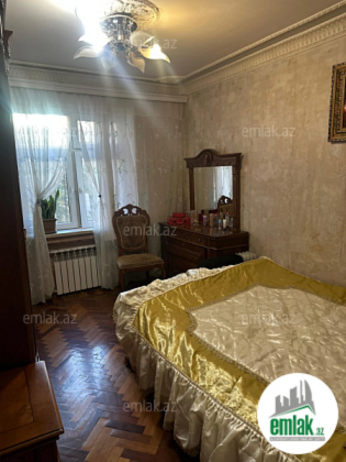 Satılır 3 otaqlı köhnə tikili 80 m²