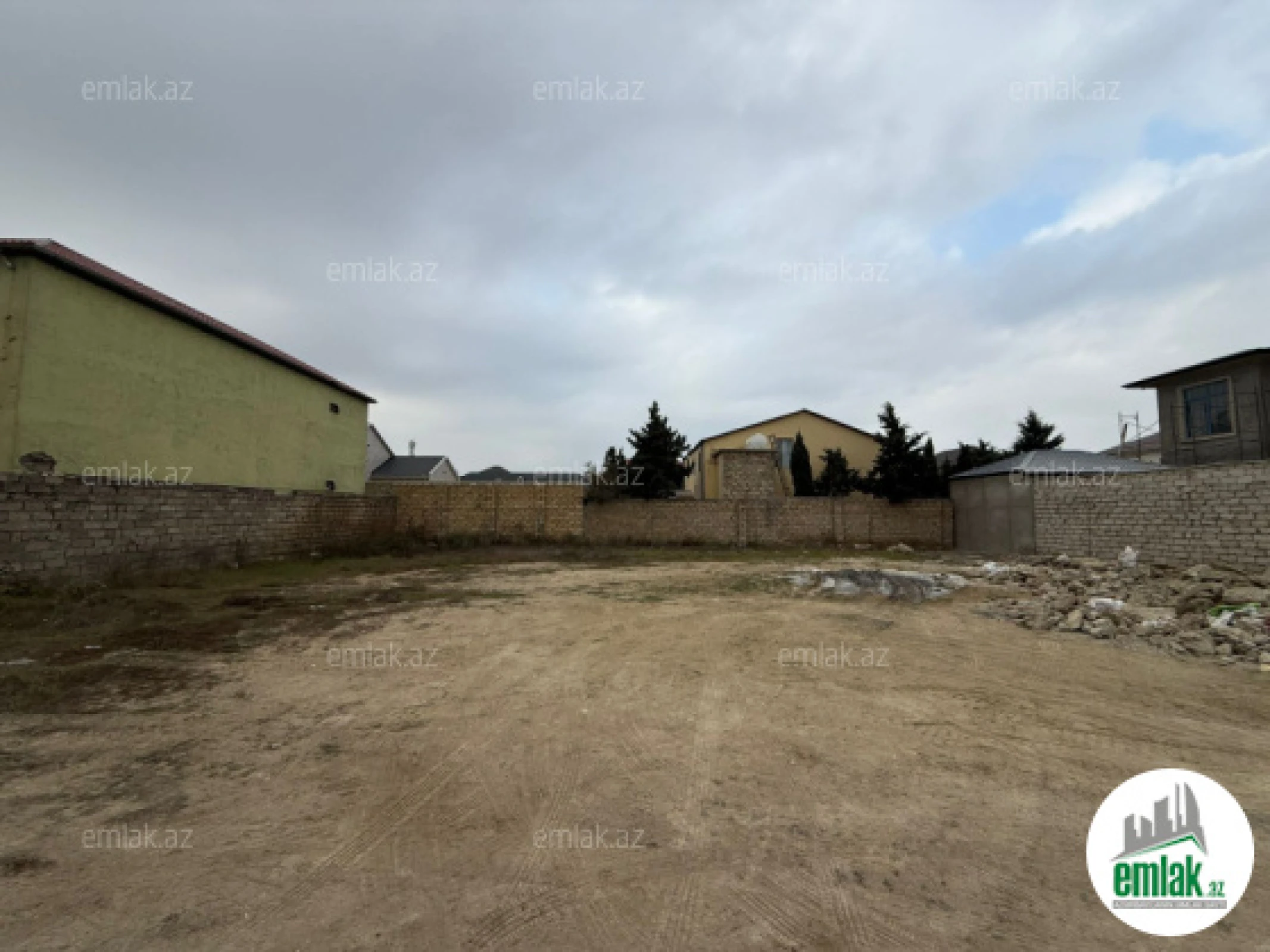 Satılır torpaq sahəsi 8 m²