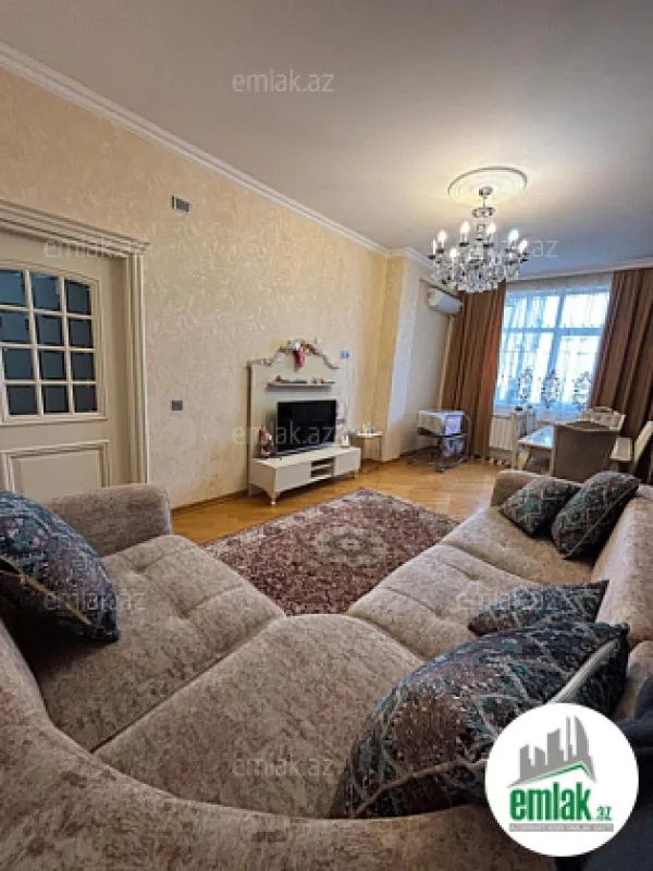 Satılır 3 otaqlı yeni tikili 100 m²