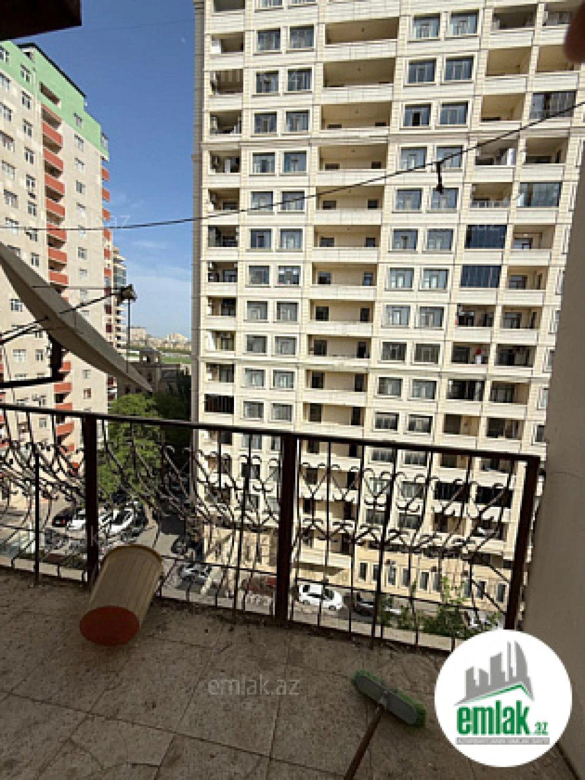 Satılır 4 otaqlı köhnə tikili 110 m²