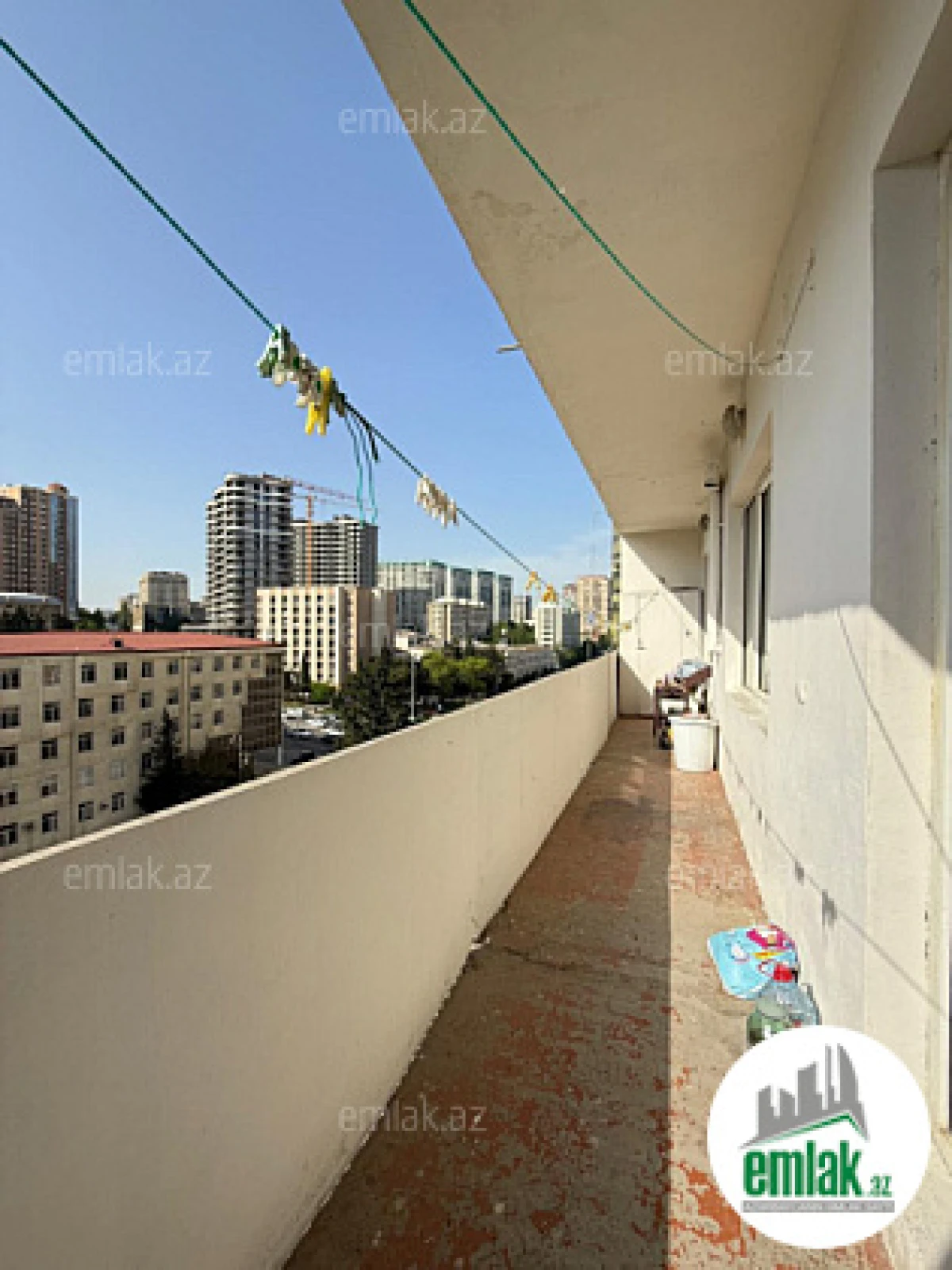 Satılır 4 otaqlı köhnə tikili 110 m²