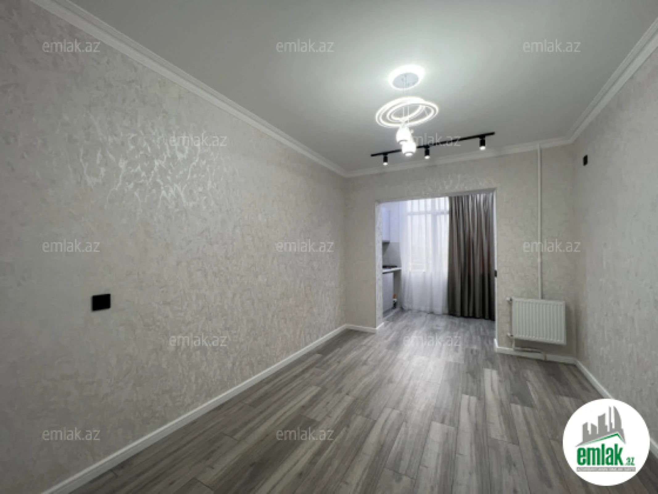 Satılır 2 otaqlı köhnə tikili 47 m²