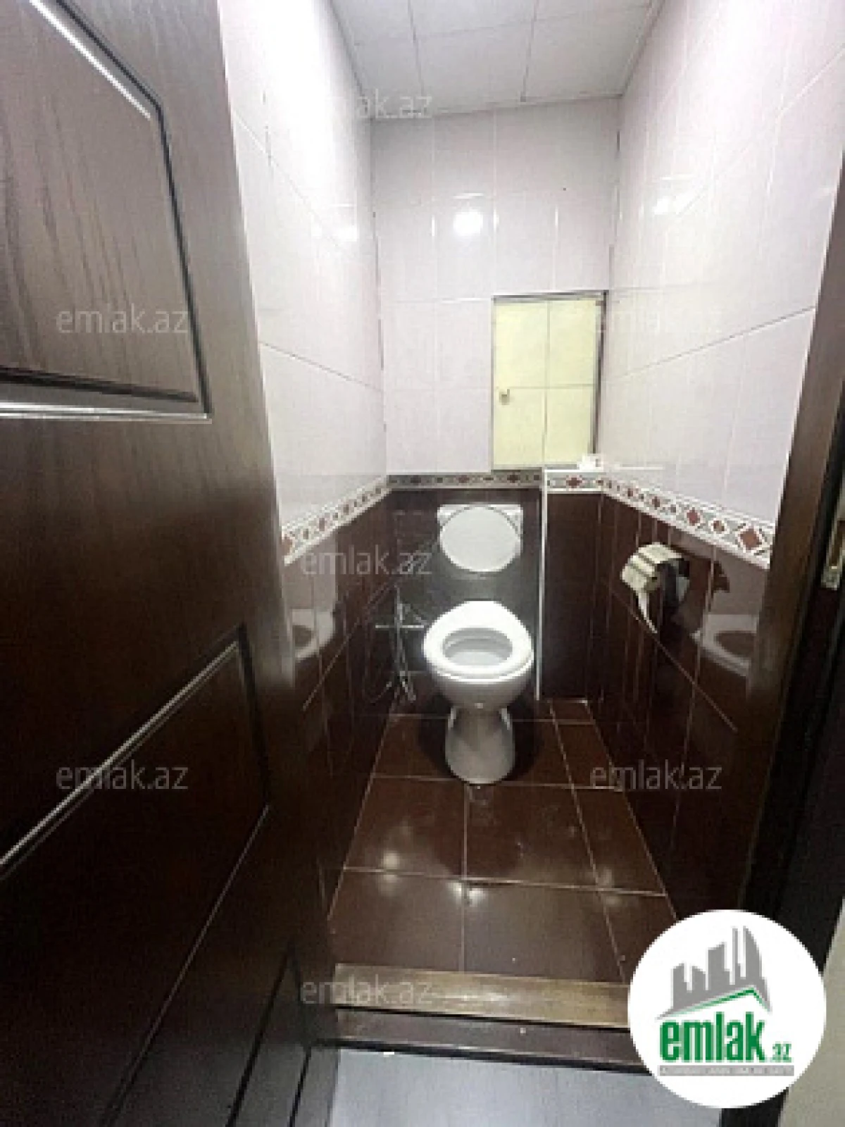 Satılır 2 otaqlı köhnə tikili 65 m²