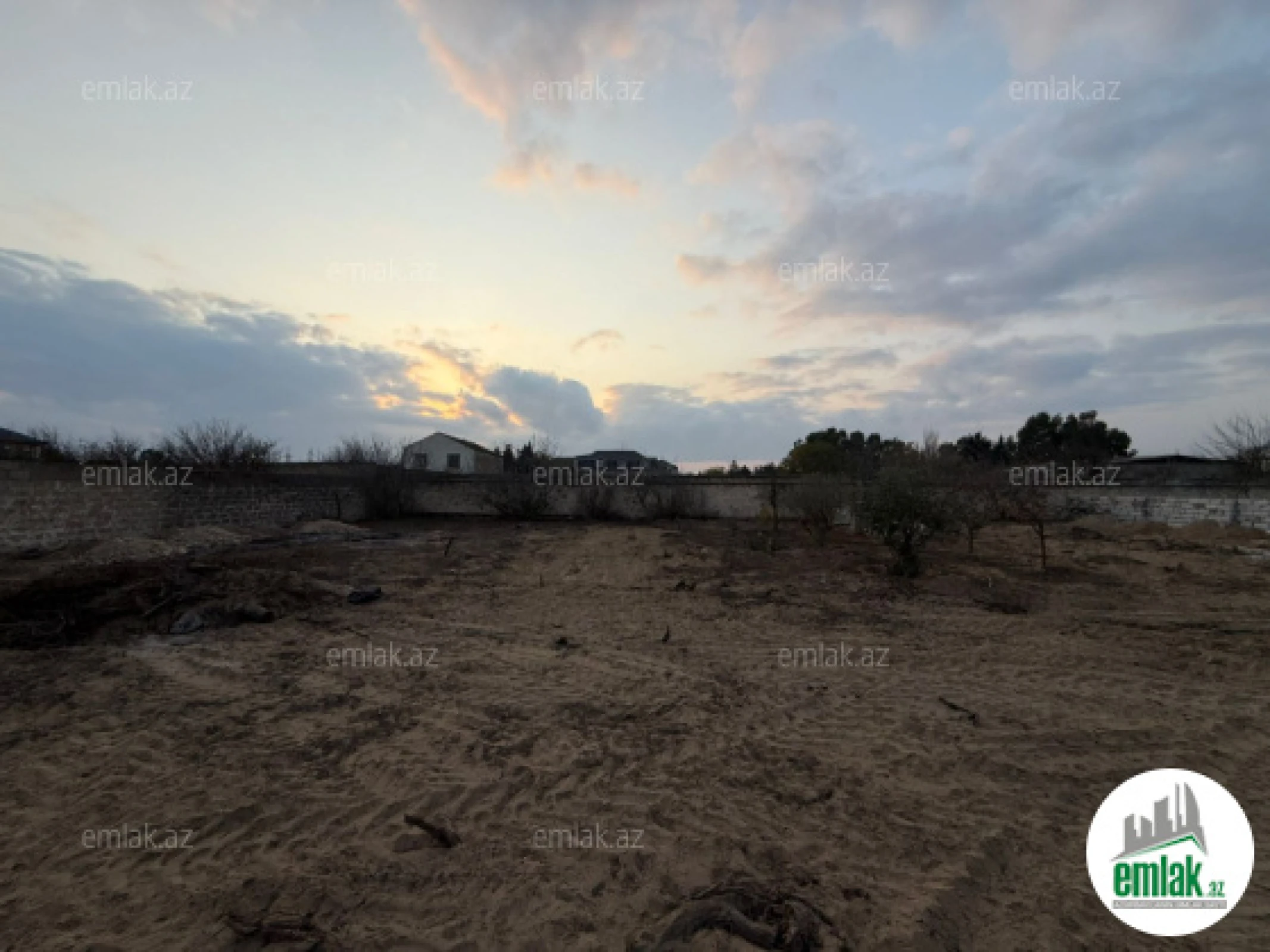 Satılır torpaq sahəsi 6 m²