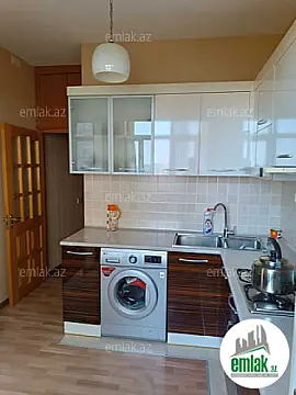 Satılır 2 otaqlı köhnə tikili 70 m²