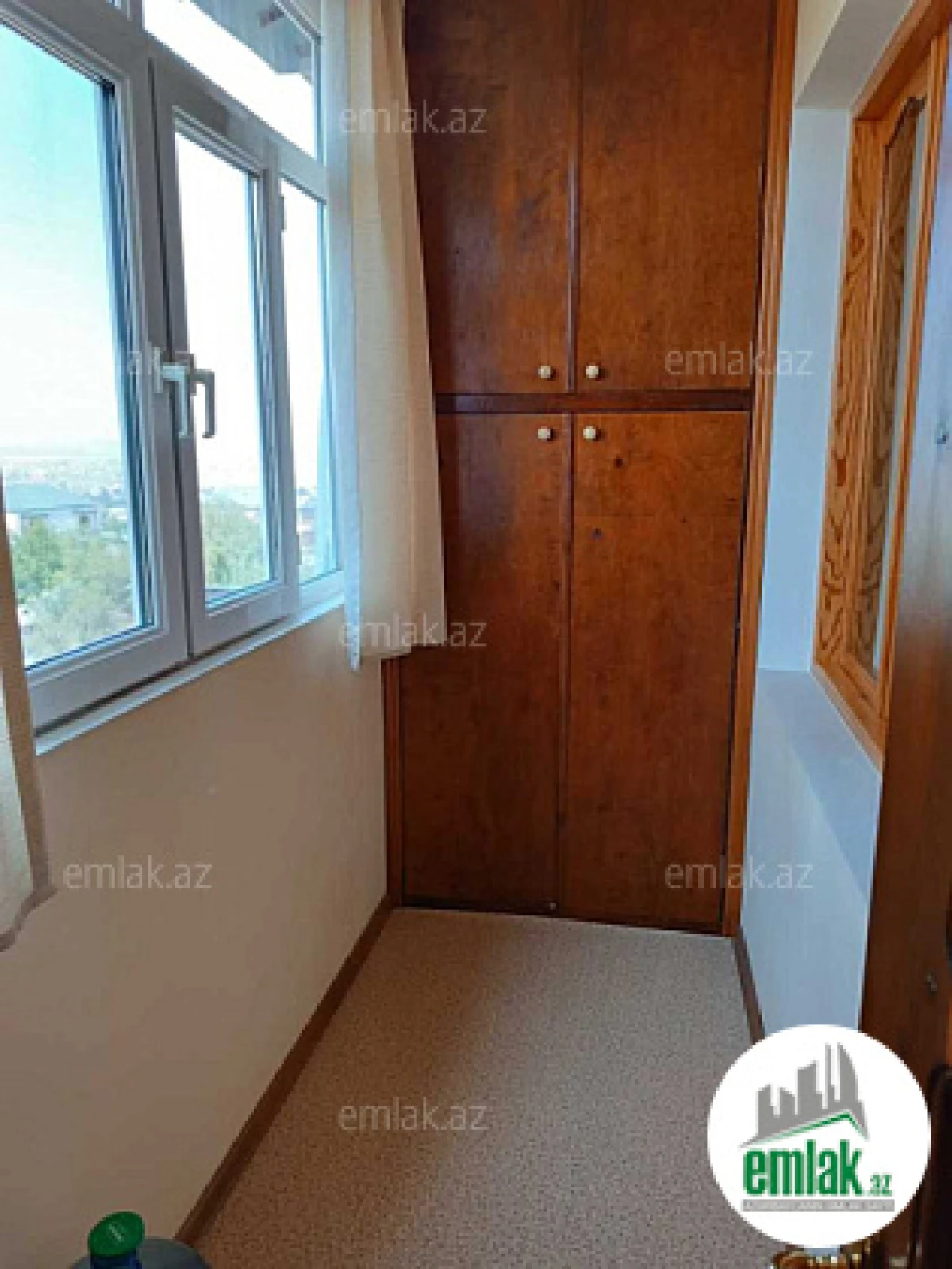 Satılır 2 otaqlı köhnə tikili 70 m²