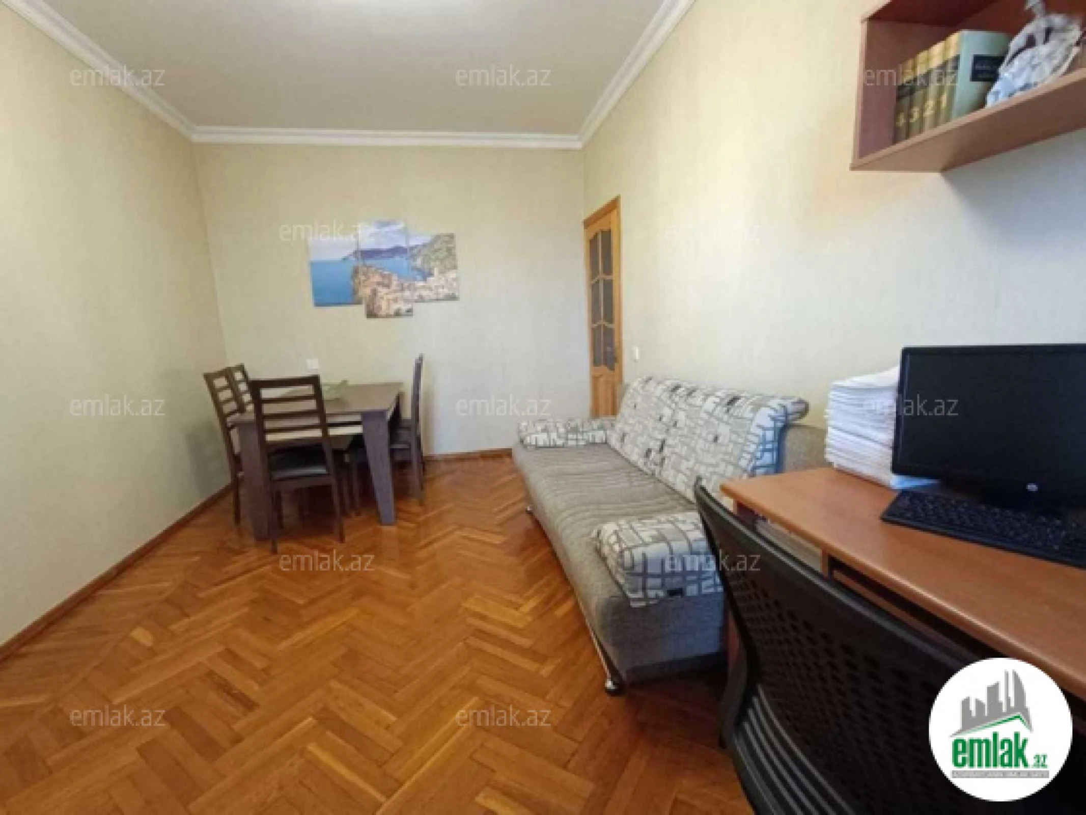 Satılır 2 otaqlı köhnə tikili 70 m²