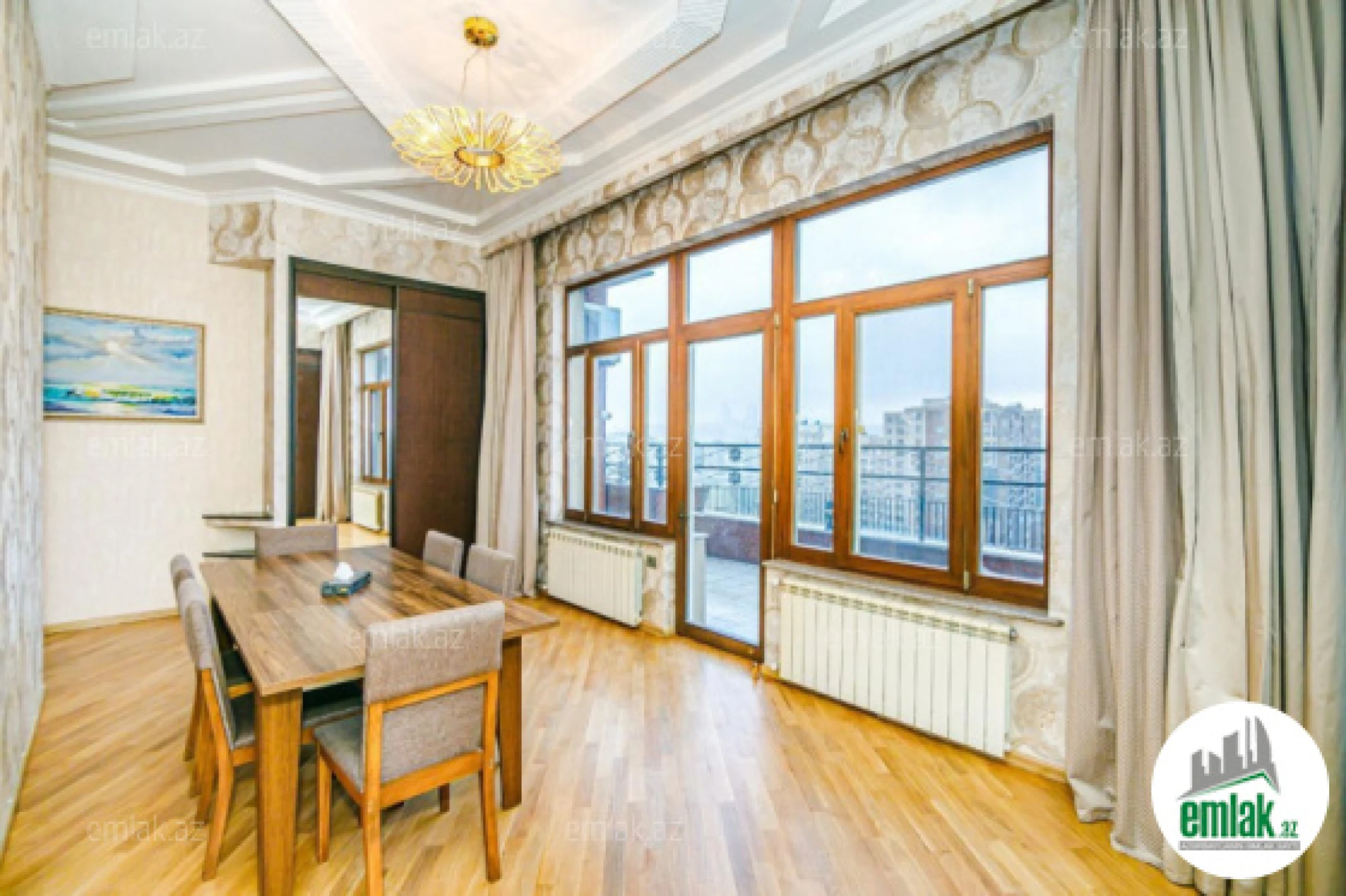 Satılır 6 otaqlı yeni tikili 360 m²