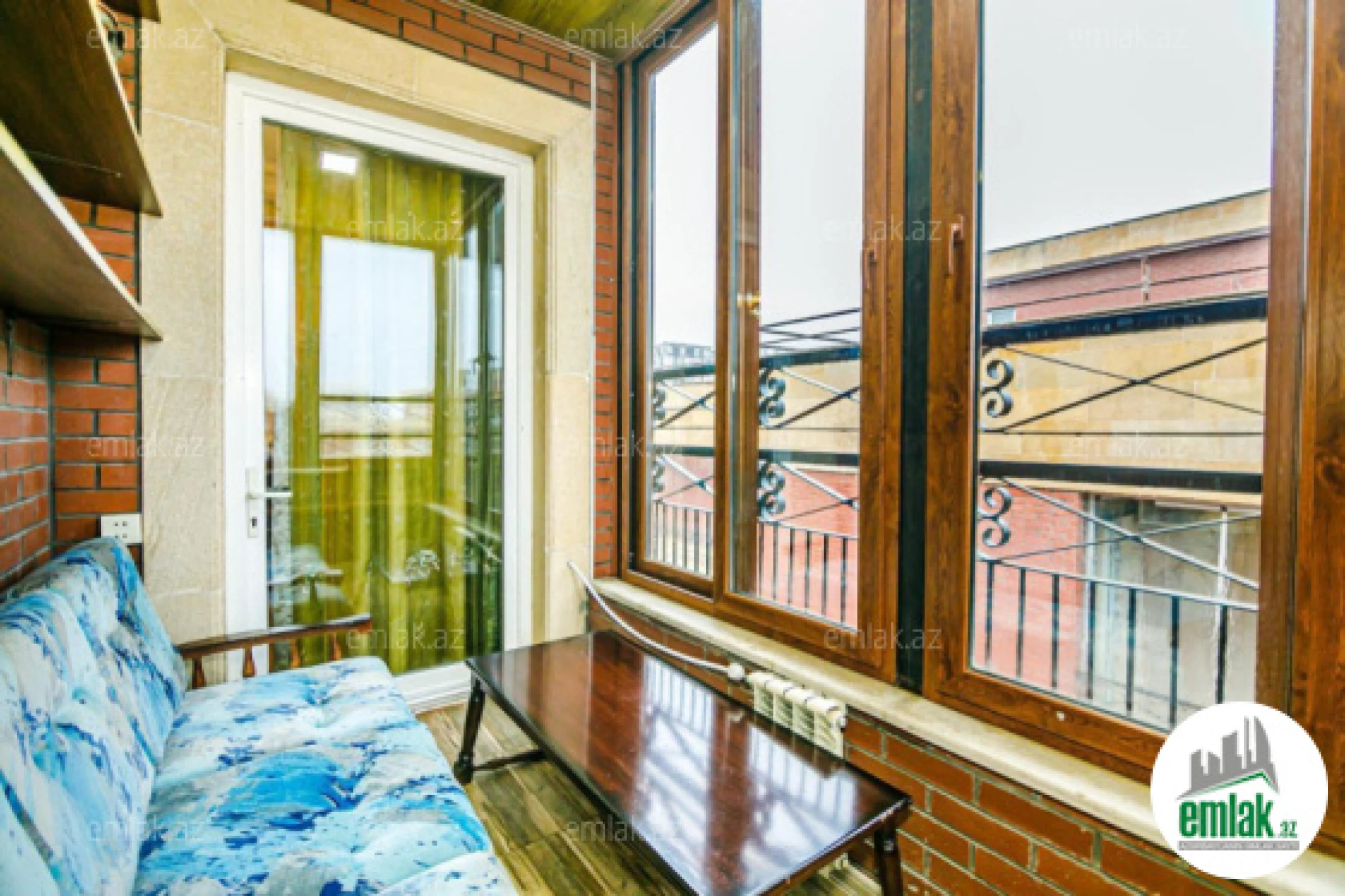 Satılır 6 otaqlı yeni tikili 360 m²