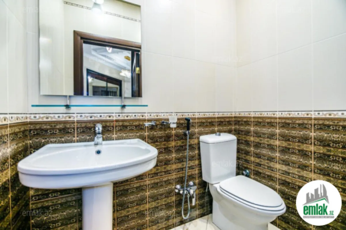 Satılır 6 otaqlı yeni tikili 360 m²