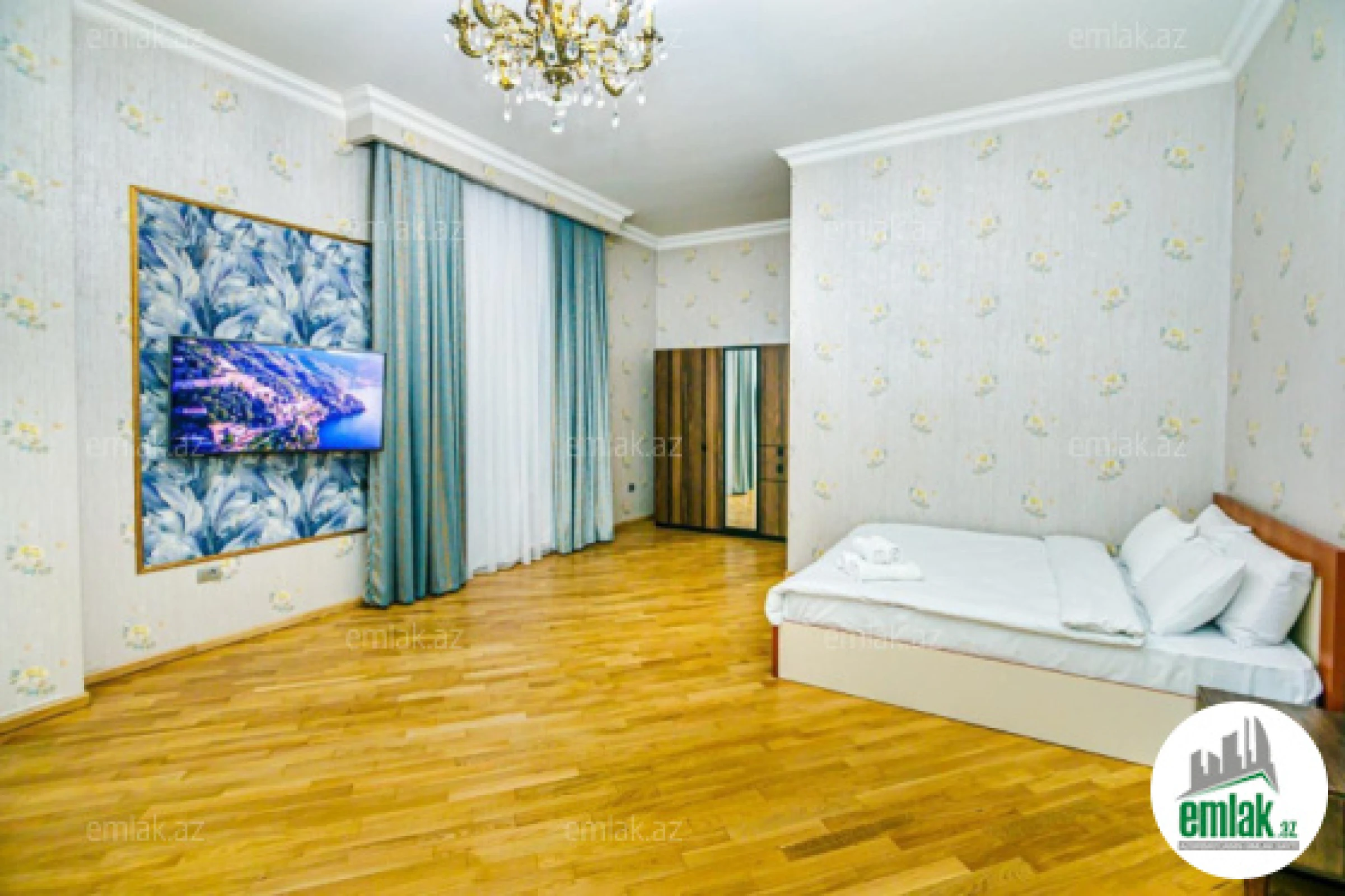 Satılır 6 otaqlı yeni tikili 360 m²