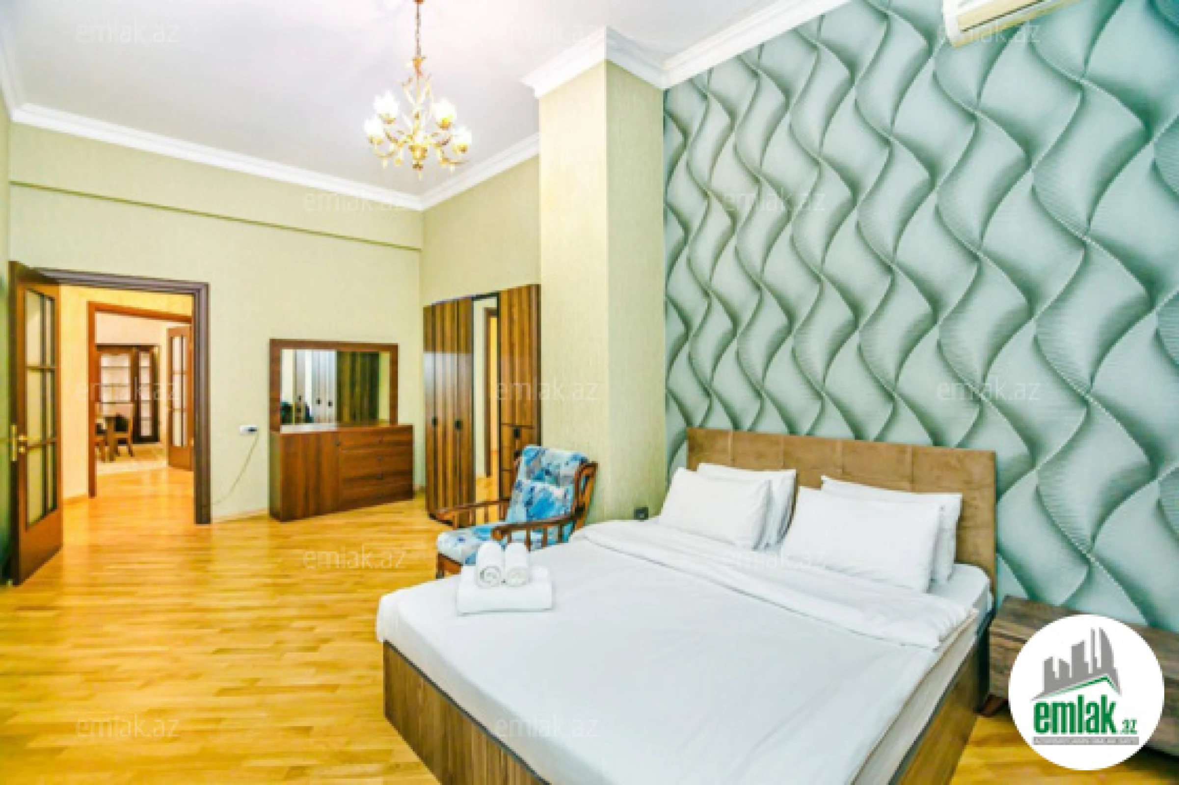 Satılır 6 otaqlı yeni tikili 360 m²