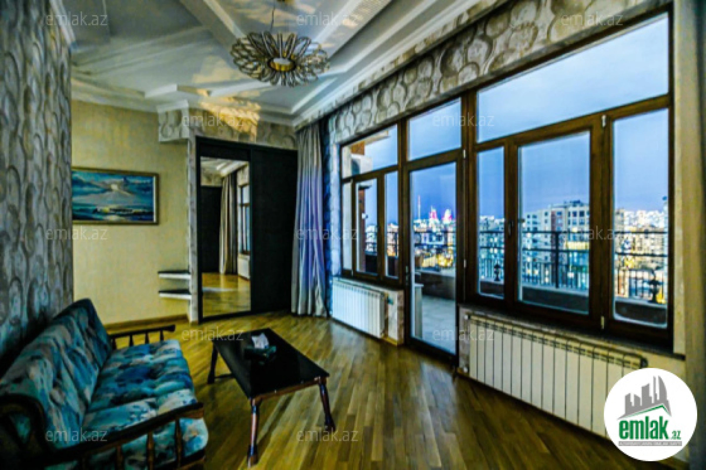 Satılır 6 otaqlı yeni tikili 360 m²