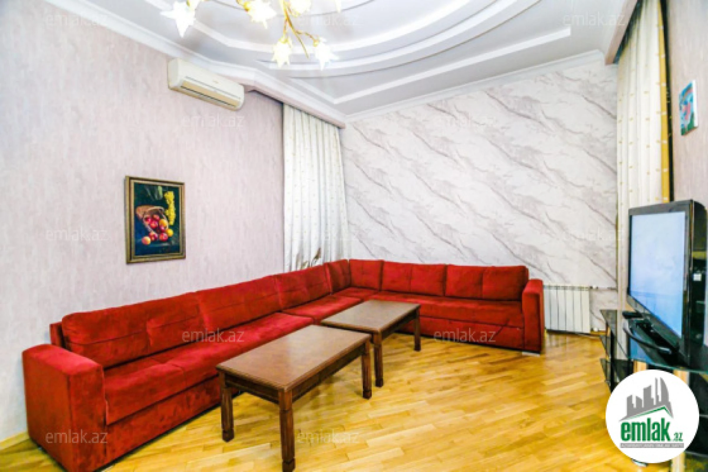 Satılır 6 otaqlı yeni tikili 360 m²