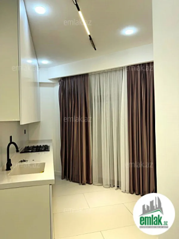 Satılır 3 otaqlı yeni tikili 120 m²