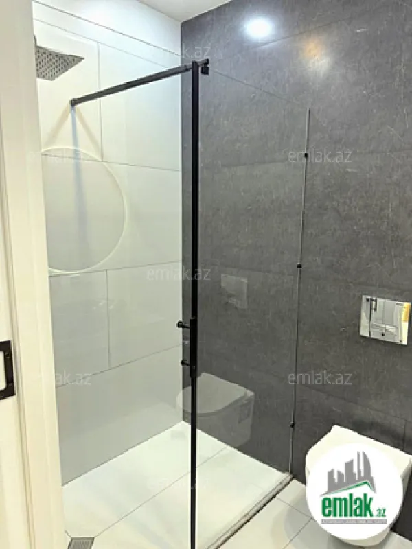 Satılır 3 otaqlı yeni tikili 120 m²