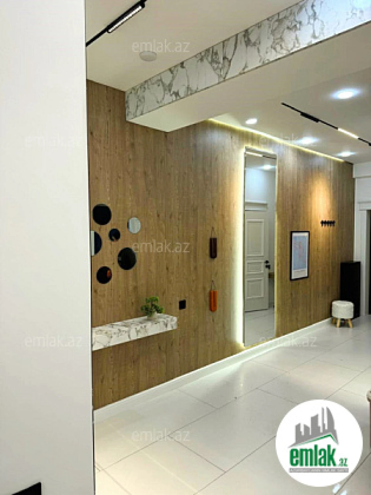 Satılır 3 otaqlı yeni tikili 120 m²