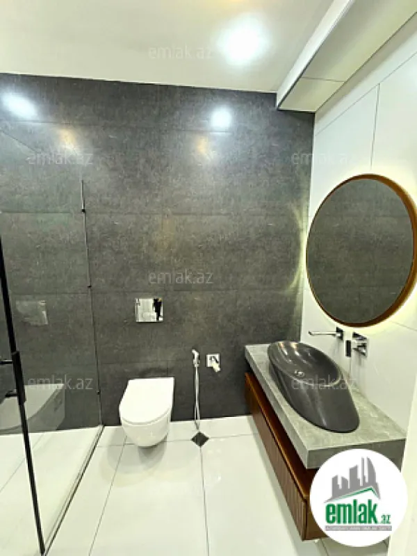 Satılır 3 otaqlı yeni tikili 120 m²