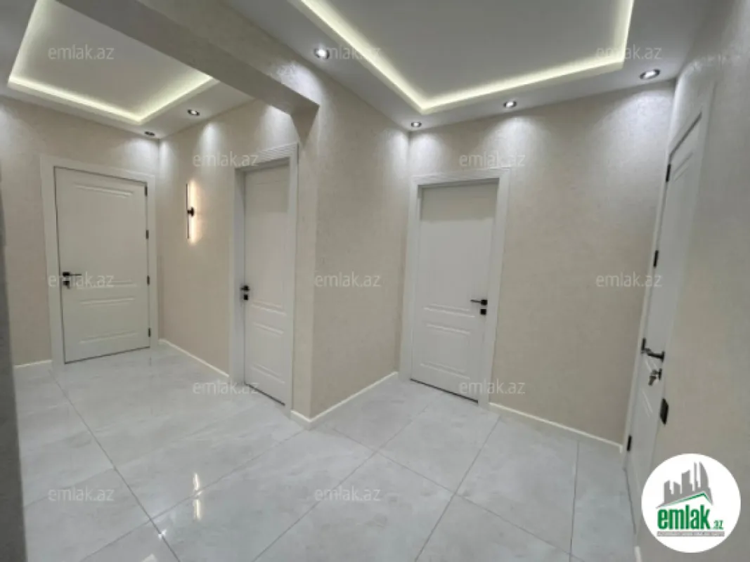 Satılır 3 otaqlı yeni tikili 84 m²