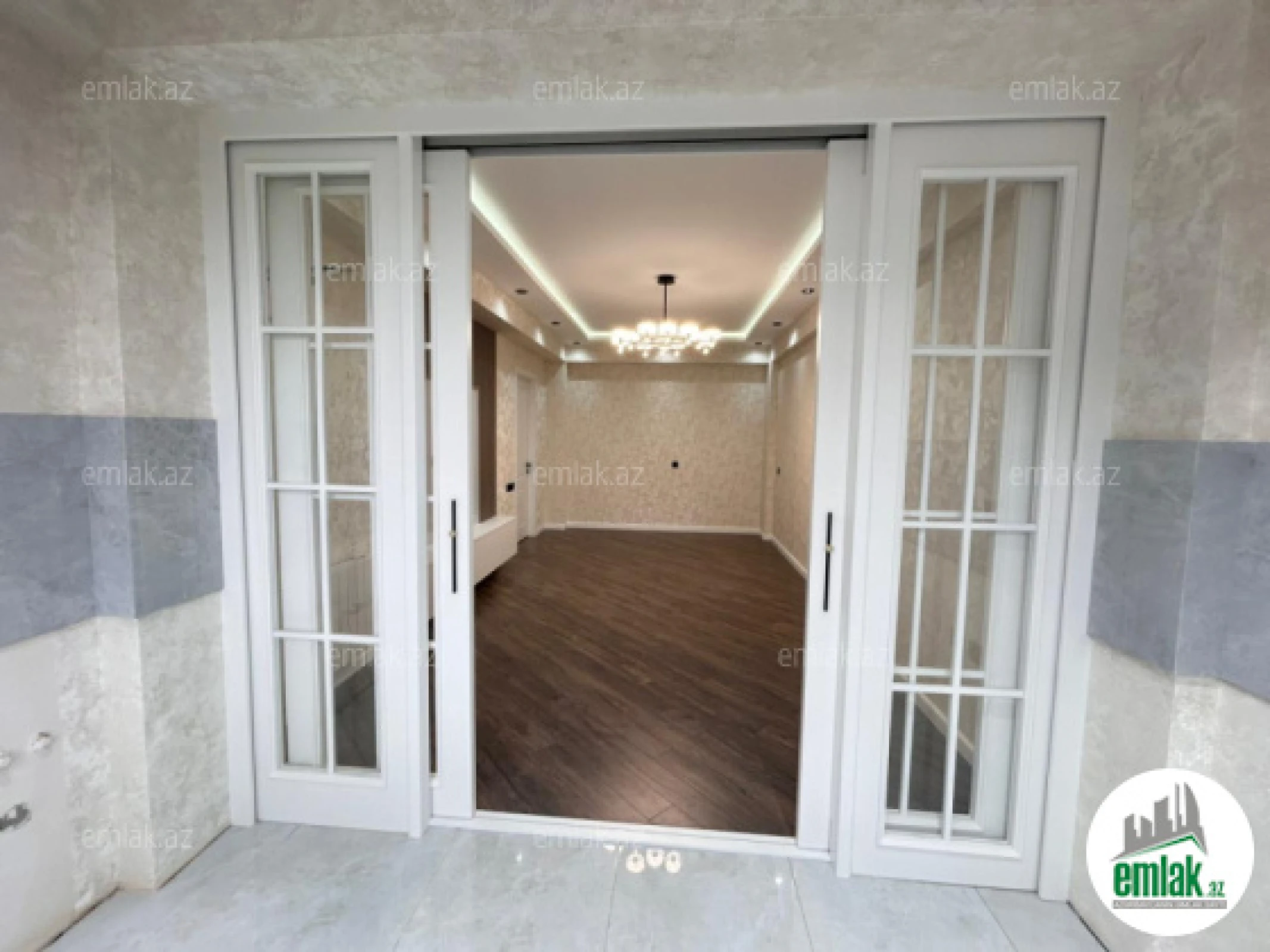 Satılır 3 otaqlı yeni tikili 84 m²