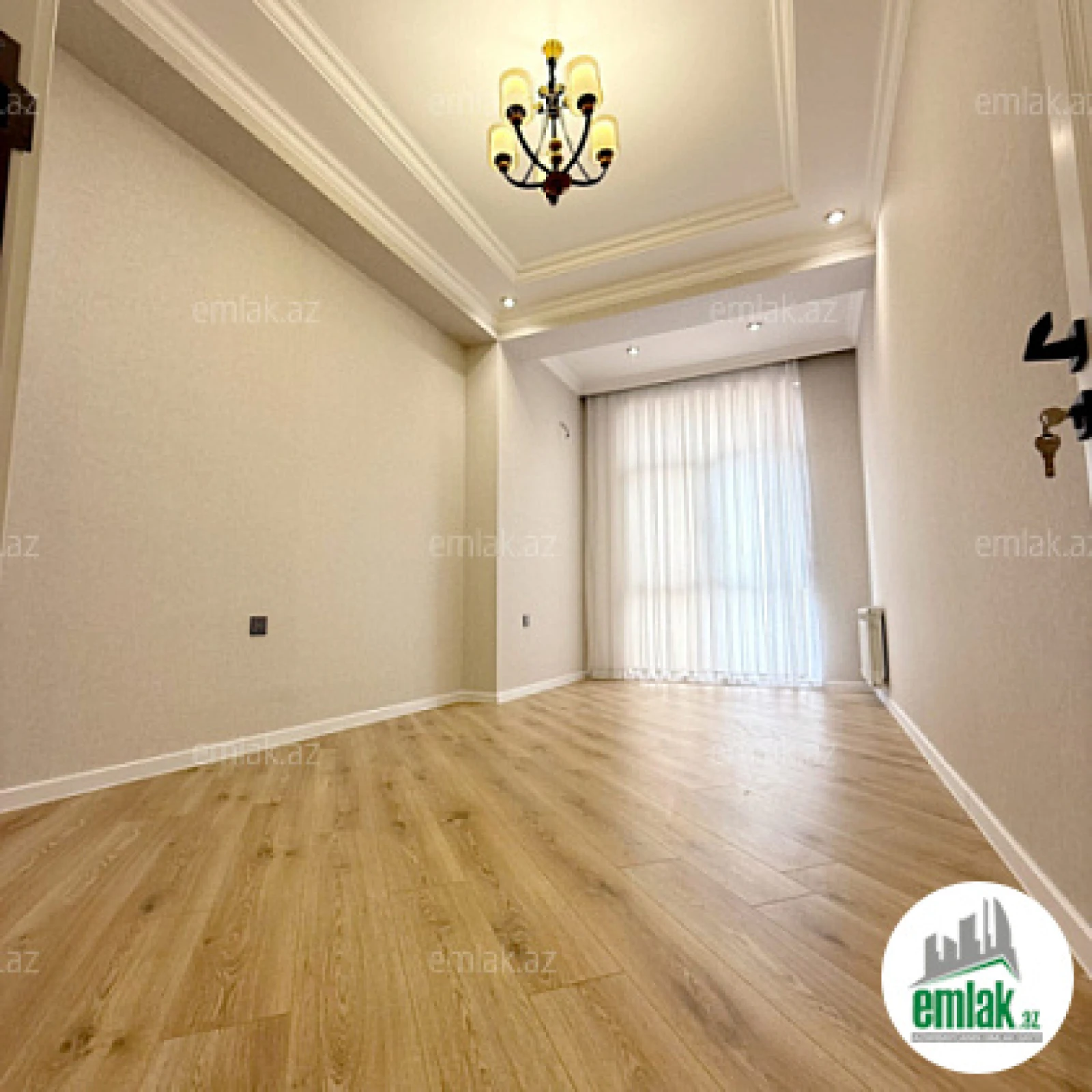 Satılır 4 otaqlı yeni tikili 160 m²