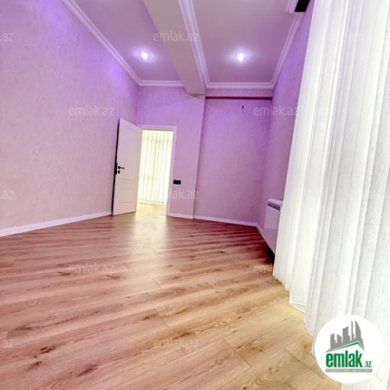 Satılır 4 otaqlı yeni tikili 160 m²