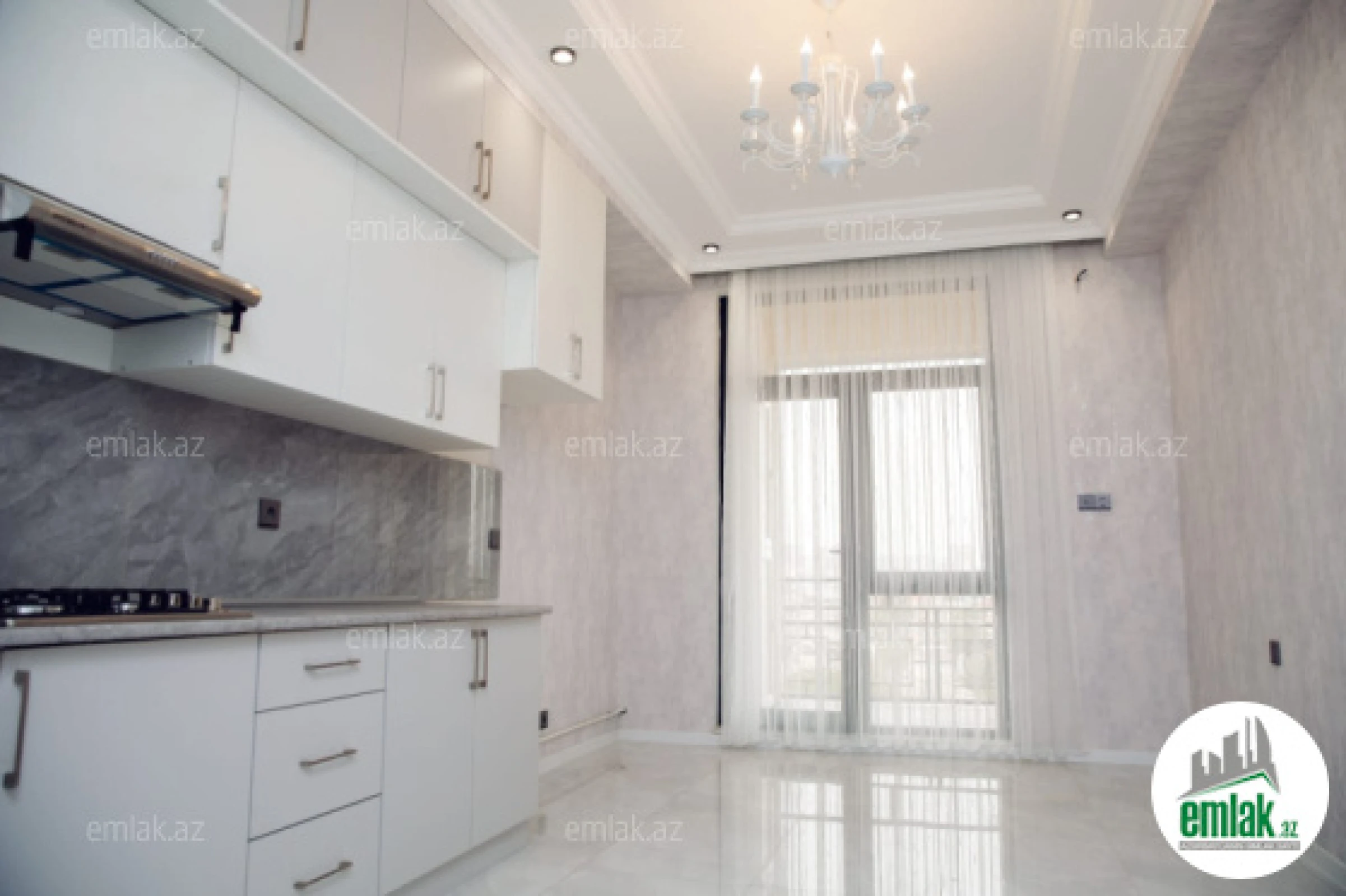 Satılır 4 otaqlı yeni tikili 160 m²