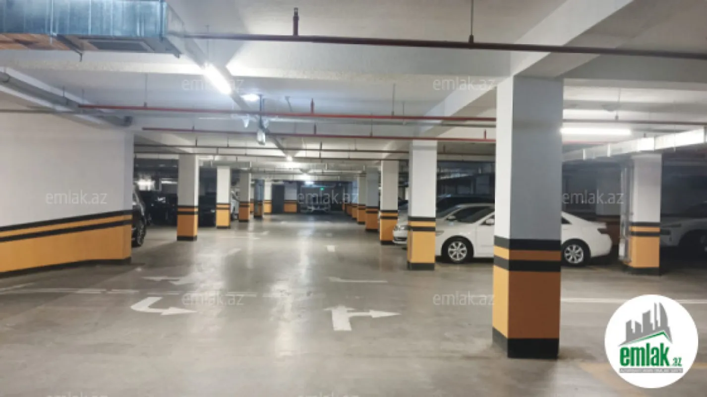 Satılır 4 otaqlı yeni tikili 160 m²