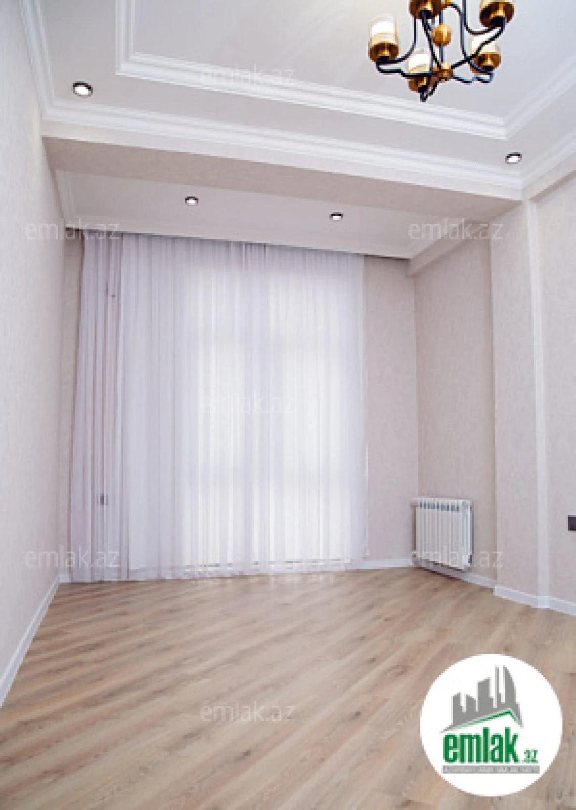 Satılır 4 otaqlı yeni tikili 160 m²