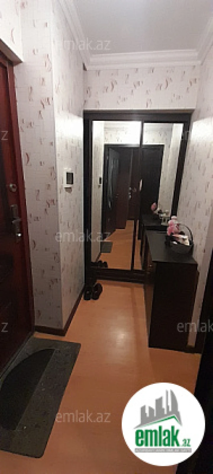 Satılır 2 otaqlı köhnə tikili 36 m²