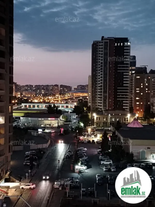 Satılır 4 otaqlı yeni tikili 155 m²