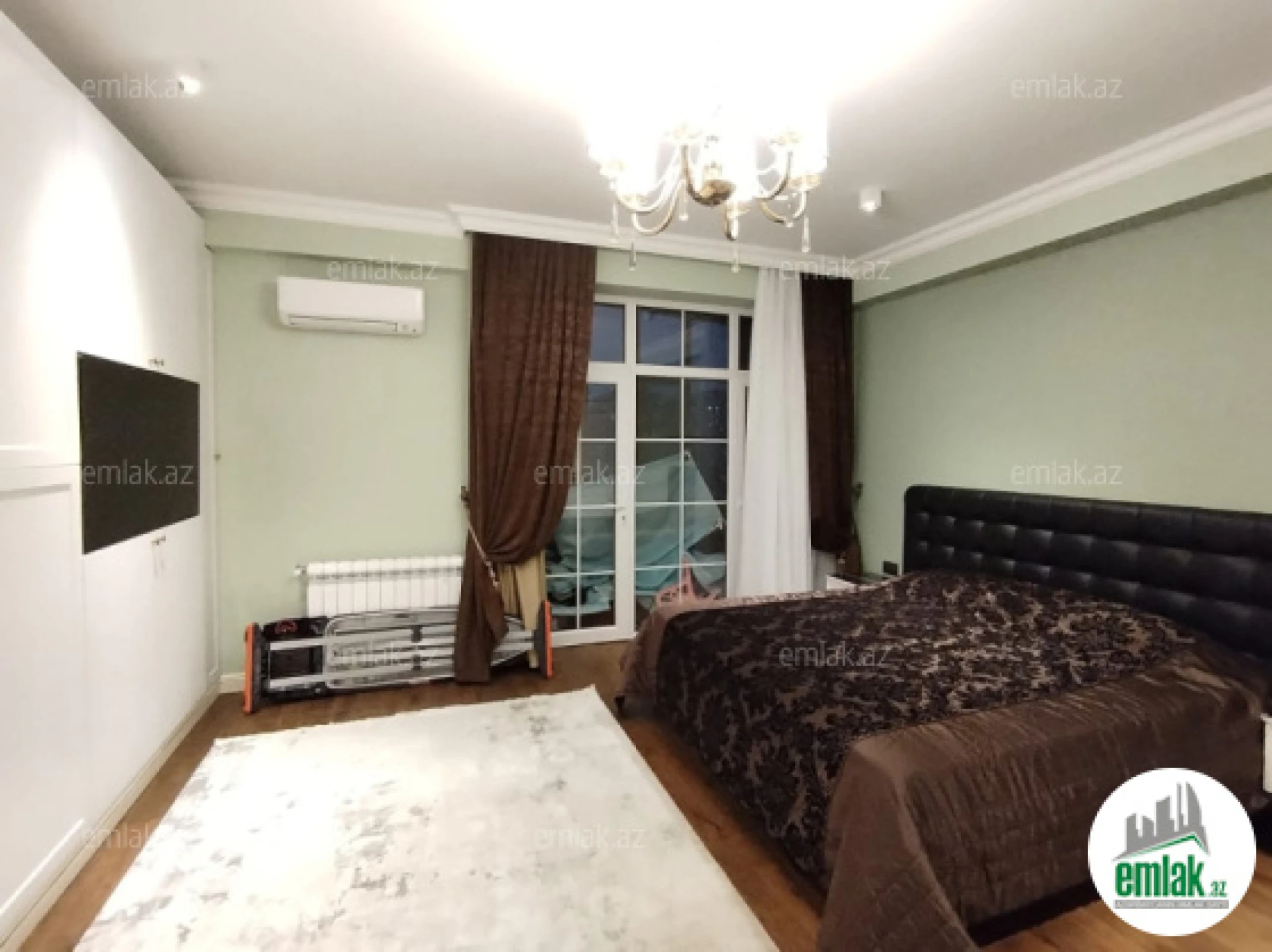 Satılır 4 otaqlı yeni tikili 155 m²