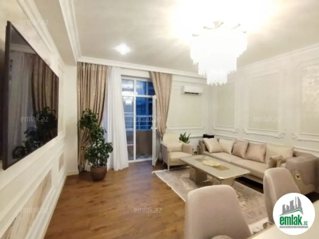 Satılır 4 otaqlı yeni tikili 155 m²